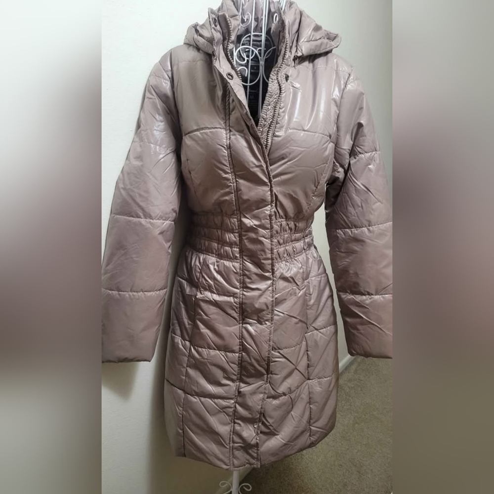 Womans Winter Jacket - Picture 3 of 9